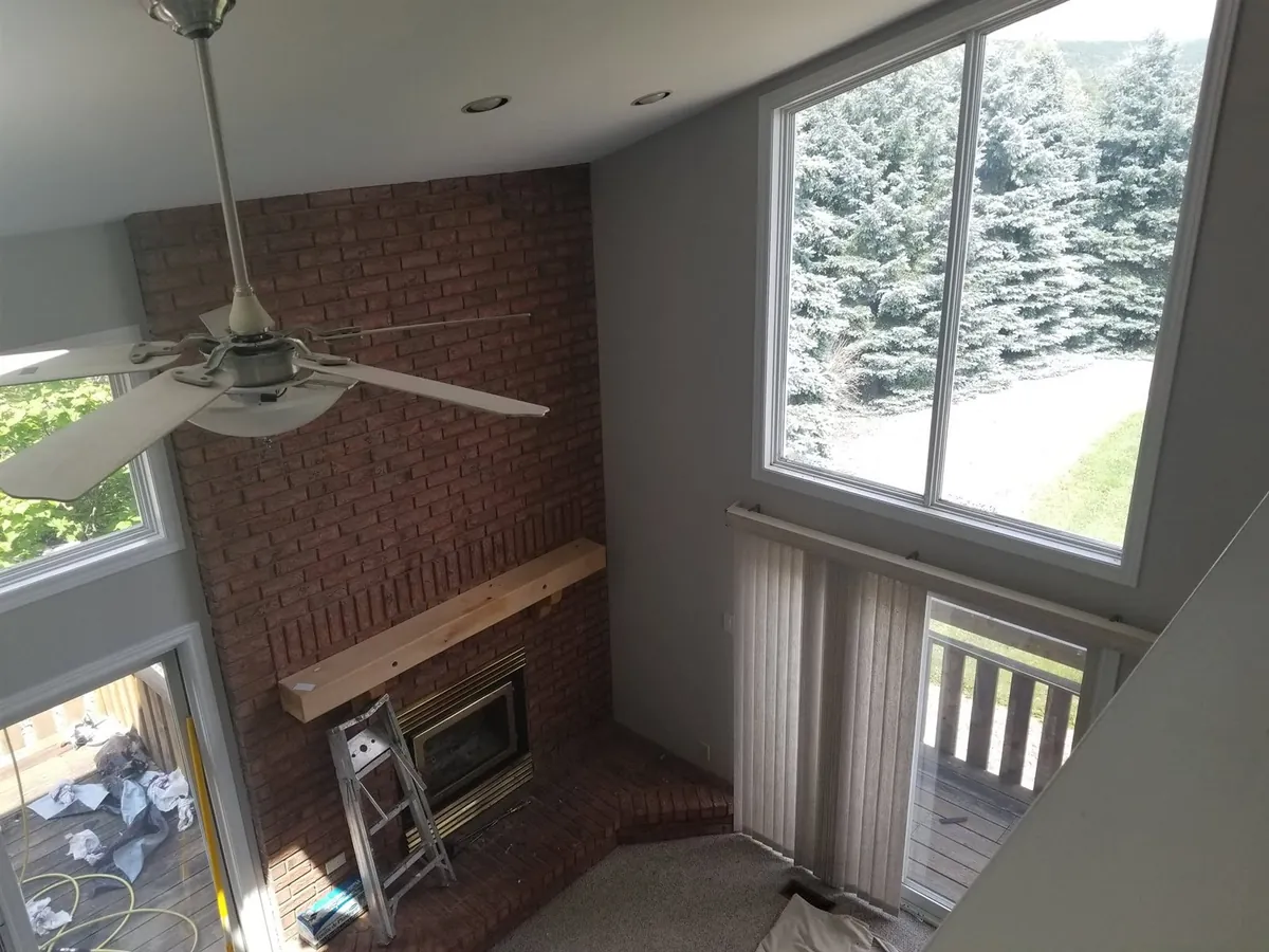 Tall walls, windows and staircase details